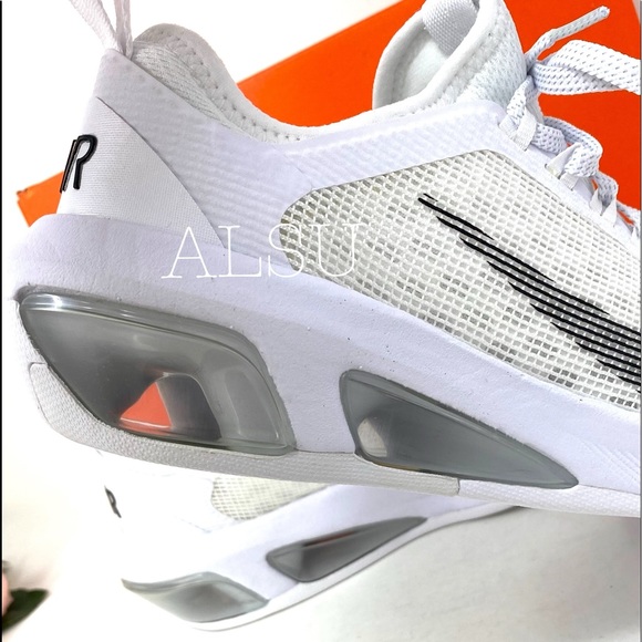 Nike Air Max Fly White Black Mtlc Silver W AUTHENT - Picture 8 of 8